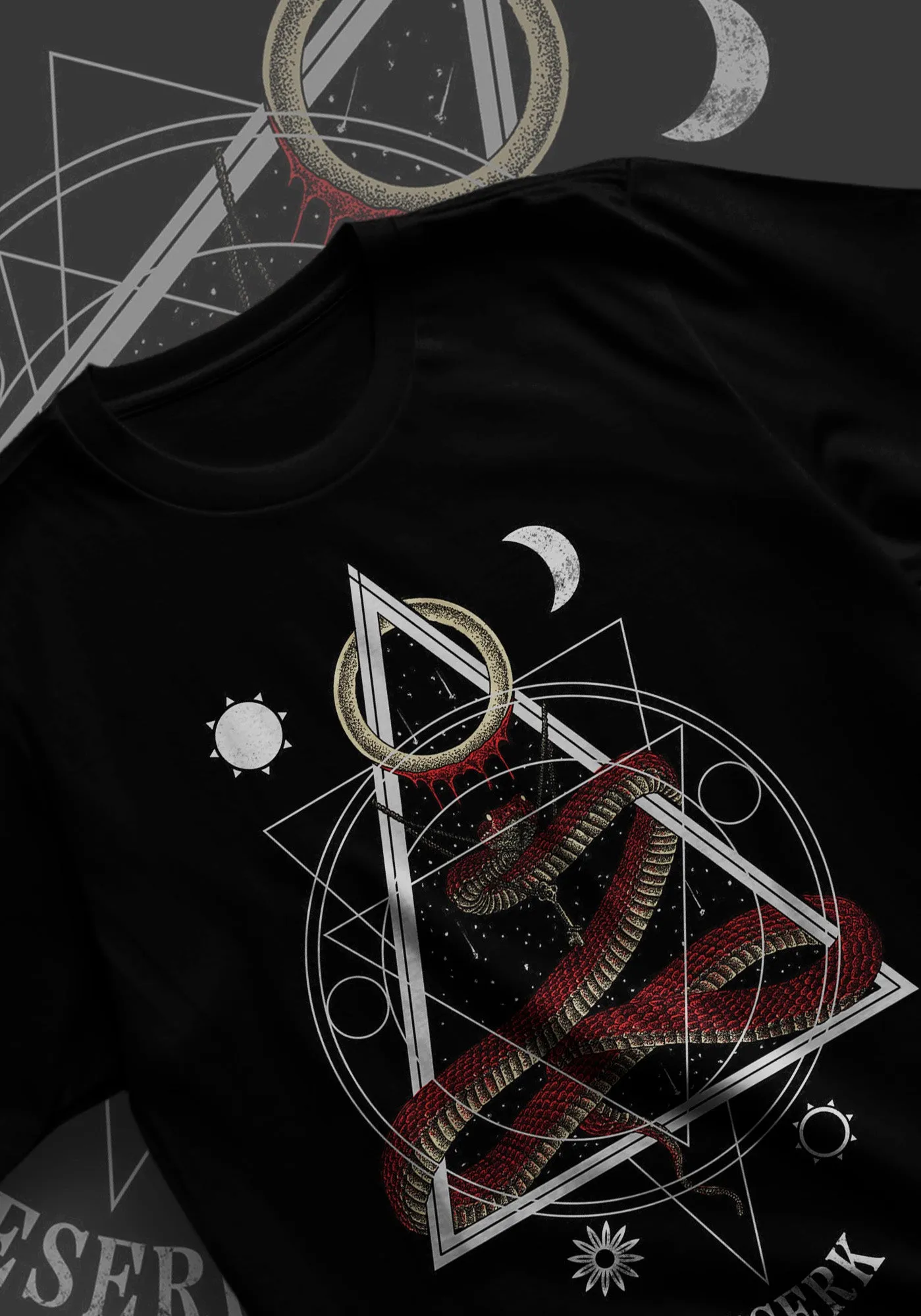 Venomous Alchemy | T-SHIRT